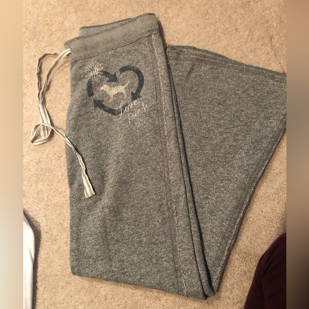 Sparkly gray Victoria’s Secret PINK lounge pants sz XS